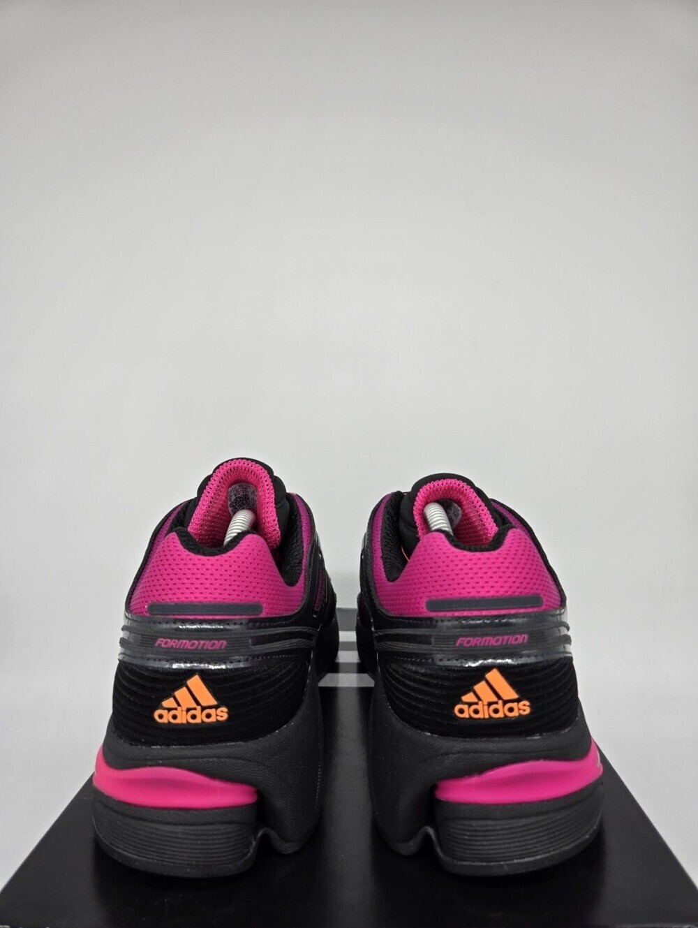 adidas Men's Adistar Control 5 KI8592 Core Black Purple Orange Shoes Size 9.5 - Picture 6 of 8